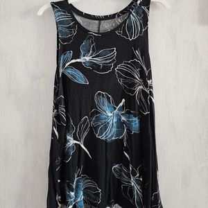 Apt 9 black floral tank size xl